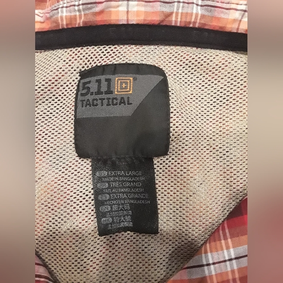 NWOT 5.11 Tactical Button Up Shirt - Picture 3 of 4